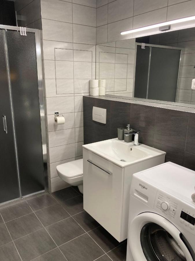 Sunset Studio Apartment Попрад Екстер'єр фото